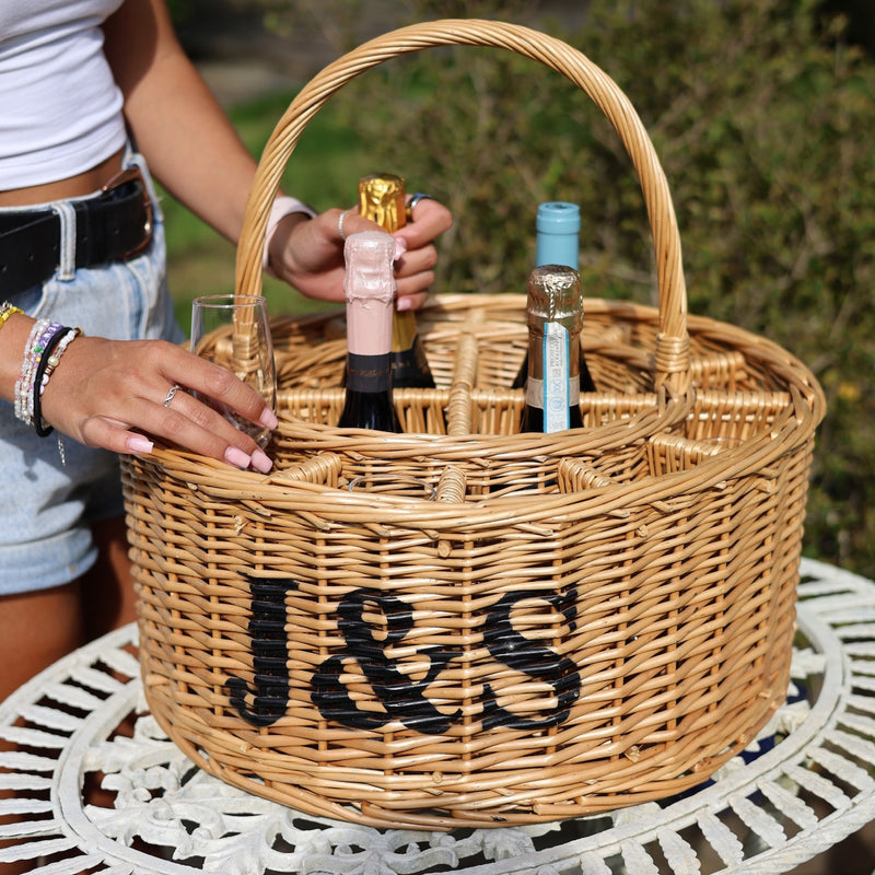 Party Basket with 12 Champagne Flutes