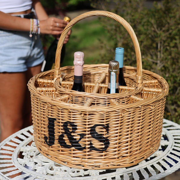 Party Basket with 12 Champagne Flutes